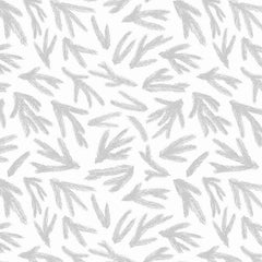 Gros plan de l'impression montrant le tracé au pinceau d'un brin d'aiguilles gris très pâle sur le fond blanc