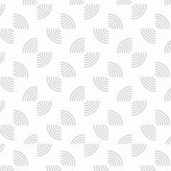 Gros plan sur l'impression : arcs gris perle très pâles, contraste faible sur fond blanc
