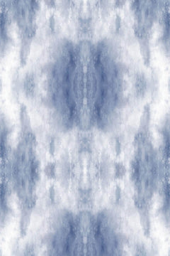 Motif à plat : nuages bleu ardoise et gris fondus dans le blanc, répétés en miroir vertical.