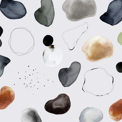 Gros plan de l'impression : bord dégradé d'un galet gris, grain du lavis à l'aquarelle et trait d'encre fin d'un cercle vide