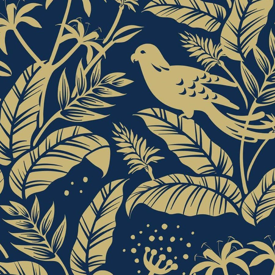 Gros plan de l'impression : points dorés d'une aile et découpe d'une palme sur le fond bleu nuit.