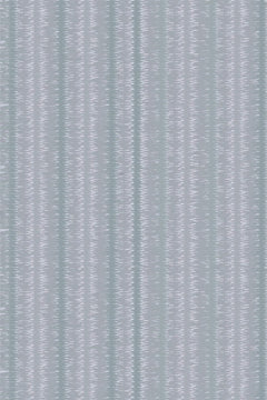 Le décor à plat : rayures verticales serrées gris perle et gris bleuté aux bords vibrés.