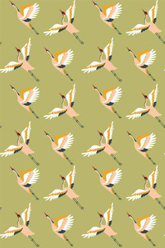Décor à plat : fond vert kaki clair et grues en vol au corps rose pâle, ailes blanches et jaune moutarde.