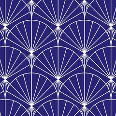 Gros plan sur l'impression : l'étoile blanche d'où partent les rayons d'un arc et la pointe effilée voisine.