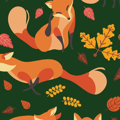 Gros plan sur l'impression : la fourrure orange d'un renard et le bord dentelé d'une feuille de chêne.