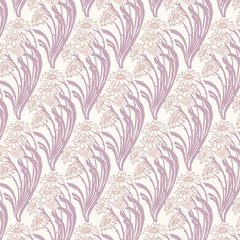 Gros plan sur l'impression : aplat mauve d'une feuille et marguerite tracée d'un trait rose fin.