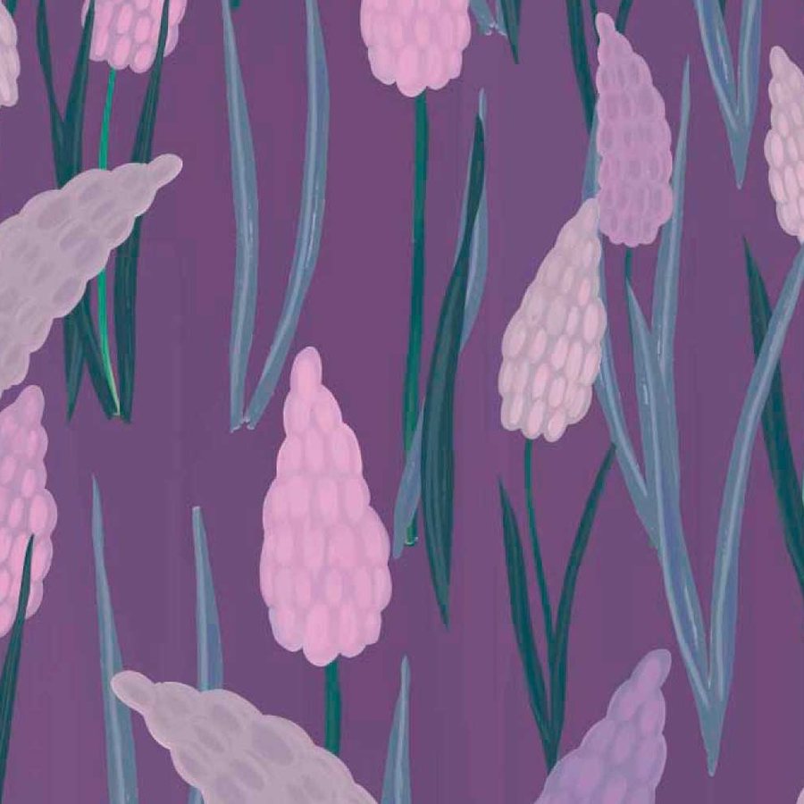 Gros plan sur l'impression : facettes peintes à plat d'un épi mauve et lame de feuille bleu-vert.