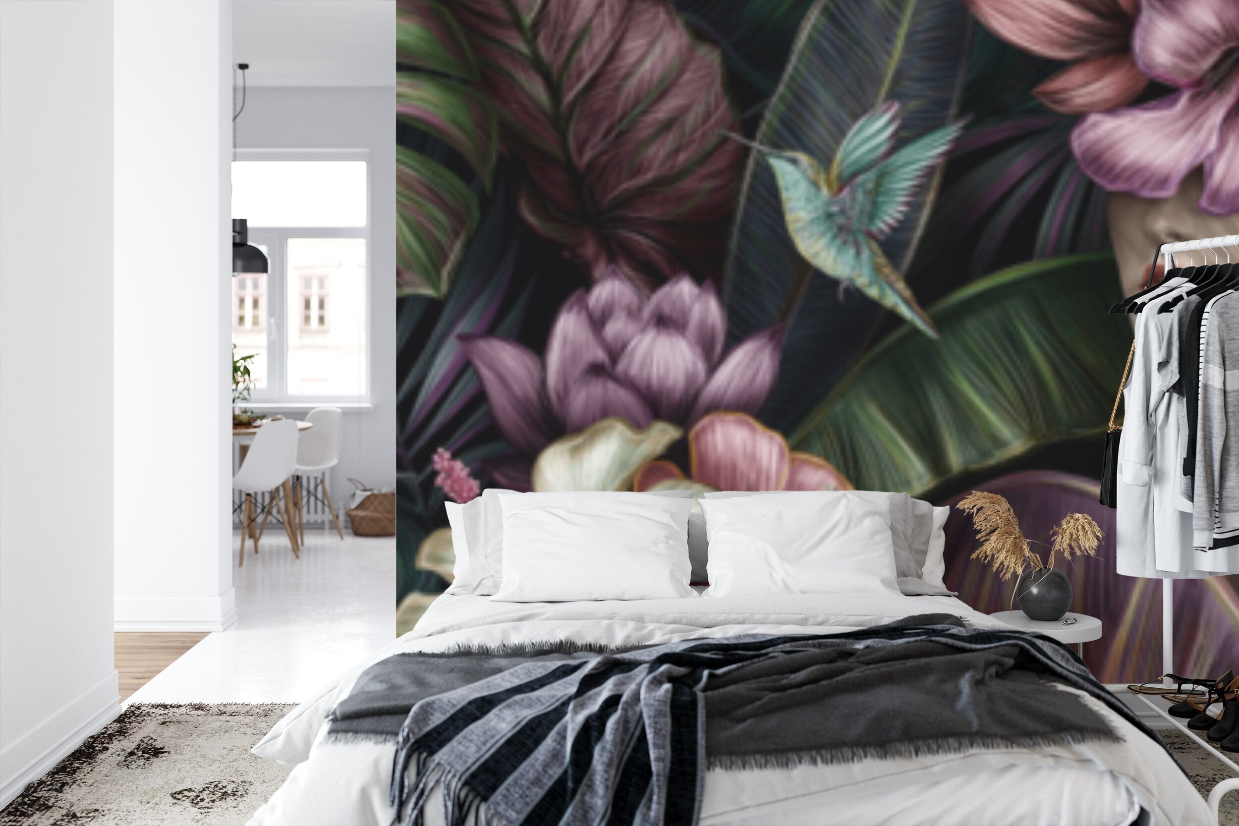 Papier peint panoramique Femmes et hibiscus — jungle tropicale sombre