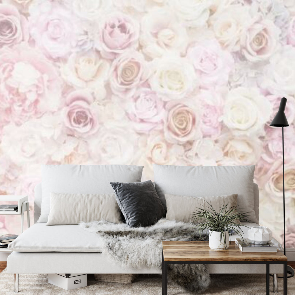 Papier peint panoramique Mur de roses — fleurs poudrées rose et ivoire